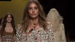 Fashion Show - Etro Spring Summer 2015