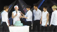 EXO - Chen金钟大过生日