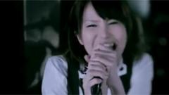 Girls Dead Monster,YUI - Little Braver