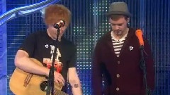 Ed Sheeran - Demonstrates The Loop Station