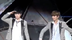 EXO-M,EXO - Thunder