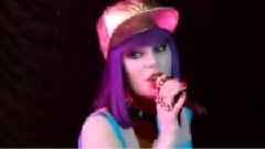 Jessie J - Domino