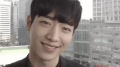 5urprise - 靠近他的女同事