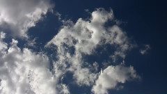 轻音乐 - Watching The Clouds Go By