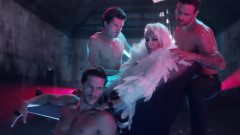 Ozan Colakoglu,Ajda Pekkan - Ara Sıcak