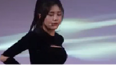AOA - 短裙