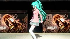 初音未来,VOCALOID家族,巡音流歌 - ブラックゴールド