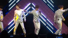 U-Kiss - 游乐场主