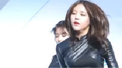 AOA - 短裙
