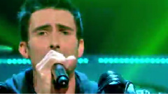 Maroon 5 - Give a little more