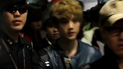 EXO,EXO-M - Incheon Airport 饭拍版 12/12/01