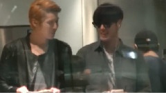 EXO-M,东方神起 - 机场 主Kris & 允浩 饭拍版 12/11/25
