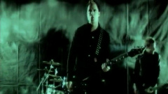 Skillet - Whispers In The Dark