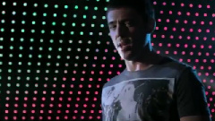 Darren Styles - Holding On