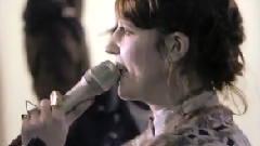 Florence And The Machine - Kiss With A Fist