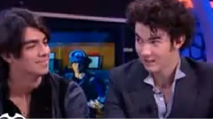 Jonas Brothers - Jonas Brothers CUT The Nest