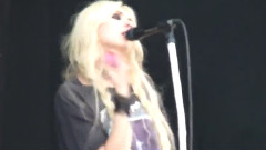 The Pretty Reckless - Light me Up
