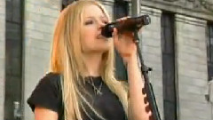 Avril Lavigne - He Wasn't