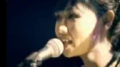 Bic Runga - Listening For The Weather