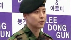 李东健 - 韩国演员李东健3月28日上午结束兵役