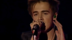 Taio Cruz,McFly - Shine A Light Jingle Bell Ball