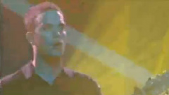 Robbie Williams - There She Goes