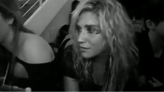 Kesha - Dead Flowers