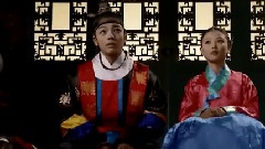 <拥抱太阳的月亮>