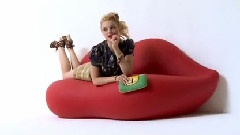 Pinup Girl & ALDO