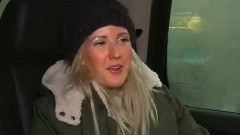 Ellie Goulding - Artist Portrait