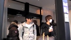 U-KISS,2PM,Sistar,T-ara - 离开酒店前往戴高乐机场