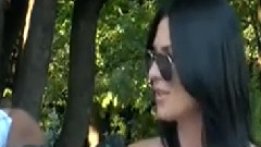Ellie White - Publicul Larg Nu Gusta Fitele