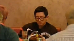 EXO - 广州送机关内 鹿晗 & 朴灿烈自拍