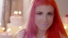 Paramore - Still Into You