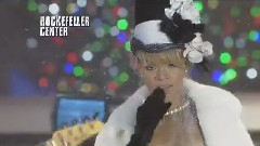 Rihanna - Hard
