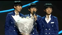 TFBOYS - 路虽长 共担当
