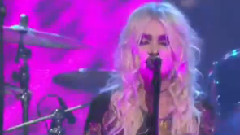 The Pretty Reckless - Fucked Up World & Heaven Knows & Going To Hell