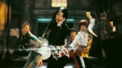 2NE1 - Goes Crazy!