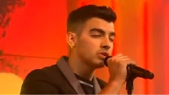 Joe Jonas - Just In Love & Interview