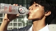 锦户亮 - Ulala 7UP CM拍摄花絮 中文字幕 10/08/03
