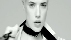 Agyness Deyn,音乐短片 - Gaultier Madame Perfume