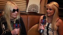 The Pretty Reckless,Taylor Momsen - 2011 Tour Bus