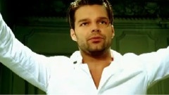 Ricky Martin - Y todo queda en nada