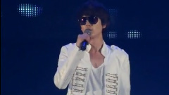 Super Junior,圭贤(Super Junior) - One Love Golden Wave Concert