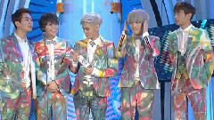 SHINee - 最佳表演奖受赏