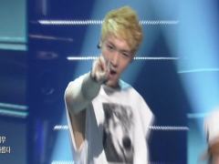 张艺兴 - LAY33场WOLF飞吻Cut