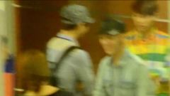 EXO - Luhan Dances At Moscow Airport