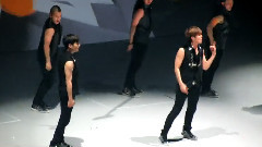 东方神起 - B.U.T