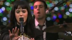 Katy Perry - I Kissed A Girl