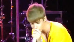 Justin Bieber - Surprise At Selena Gomez Concert